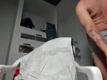 Chaturbate Live Porn of sky_wild