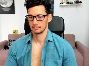 Chaturbate Live Sex Cam of brutusk1
