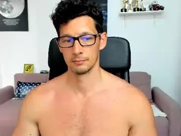 Chaturbate Best live sex cam show of brutusk1