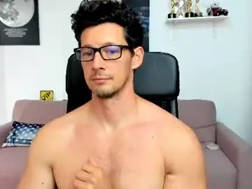 Chaturbate Watch Live Sex Cams of brutusk1