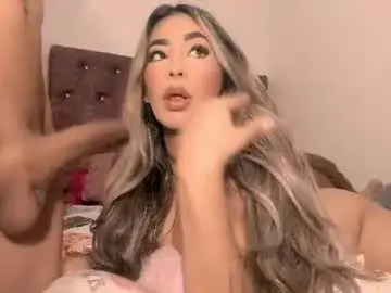 Chaturbate Live Sex Cam of molly_and_paul