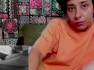 Chaturbate Live Sex of thumbelinoxo