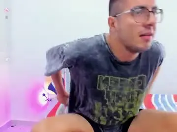 Chaturbate Live Sex Cam of alberth_cm