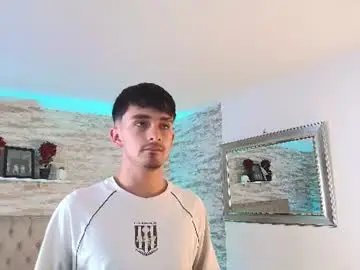 Chaturbate Best live sex cam show of axel_draven
