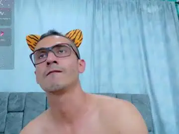 Chaturbate Adult Webcam of damian_velmont