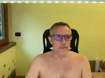 Chaturbate Free Porn Cam of niceshy_71