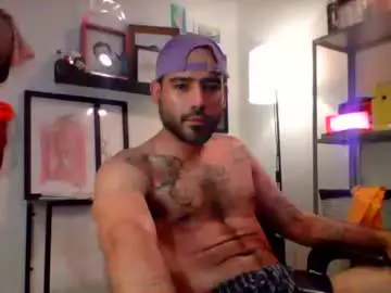 Chaturbate Best live sex cam show of benito_alfonso