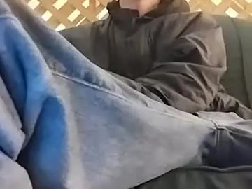 Chaturbate Sex Cam of biggestboiiii