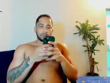 Chaturbate Nude Webcam of cristobal12cock