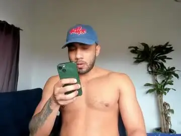Chaturbate Watch Live Sex Cams of cristobal12cock