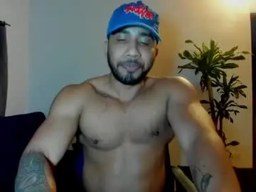 Chaturbate Live Sex of cristobal12cock