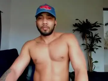 Chaturbate Adult Webcams of cristobal12cock