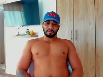 Chaturbate Best live sex cam show of cristobal12cock