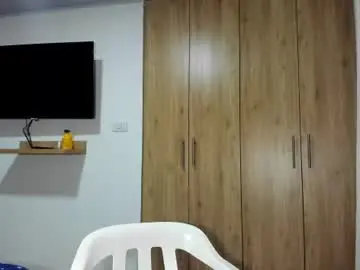 Chaturbate Free Porn Cam of cristobal12cock