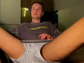 Chaturbate Nude Webcam of leonnextdoor