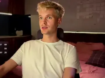 Chaturbate Free Live Porn of leonnextdoor