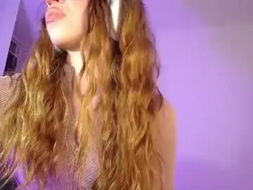 Chaturbate Best live sex cam show of alina_lee01