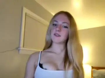 Chaturbate Best live sex cam show of lilymaexxl