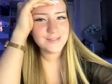 Chaturbate Sex Cam of lisi_kiss_