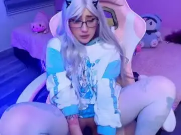 Chaturbate Watch Live Sex Cams of miwaviolet