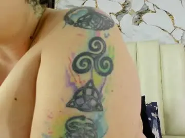 Chaturbate Live Sex Cam of molliebue1