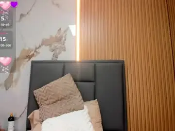 Chaturbate Live Sex Cam of kelsseyanders