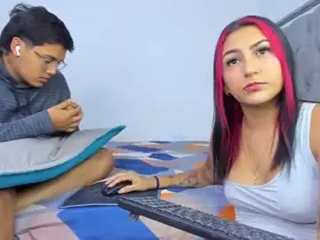 Chaturbate Free Live Porn of hottie_couplee
