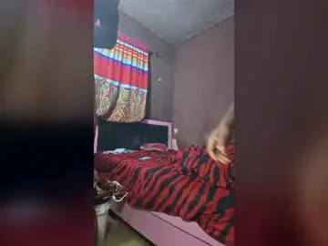 Chaturbate Live Sex Cam of krismill