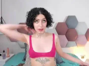 Chaturbate Free Porn Cam of lyravendrell