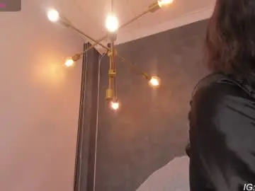 Chaturbate Live Sex of dayra_angels