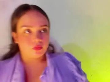 Chaturbate Free Live Porn of emely_pregnant1