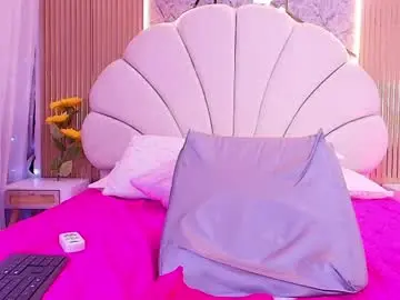 Chaturbate Live Sex Cam of natasha_luna_