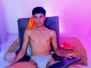 Chaturbate Live Sex Cam of natias_dirtyboy_