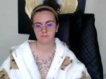 Chaturbate Live Sex Cam of oliviasager