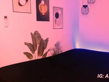 Chaturbate Live Porn of sweetjames2810