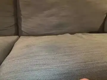 Chaturbate Live Sex Cam of cum_in_thighs