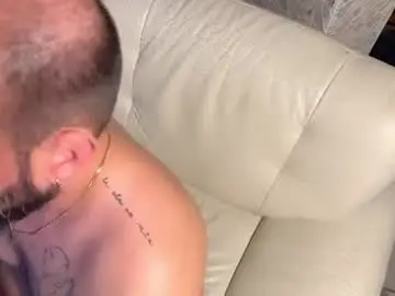 Chaturbate Free Porn Cam of kingsantos69