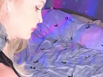 Chaturbate Best live sex cam show of larine_morgan