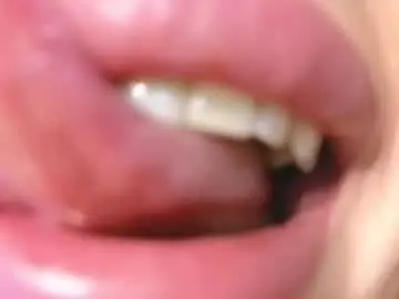 Chaturbate Live Sex Cam of larine_morgan