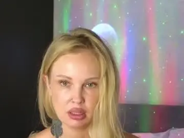 Chaturbate Best live sex cam show of larine_morgan