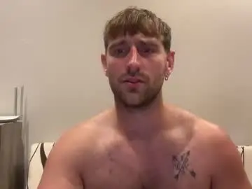 Chaturbate Live Sex Cam of lukegunn22