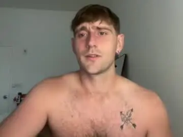 Chaturbate Live Sex Cam of lukegunn22