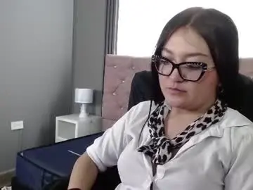 Chaturbate Watch Live Sex Cams of luna_dulce23