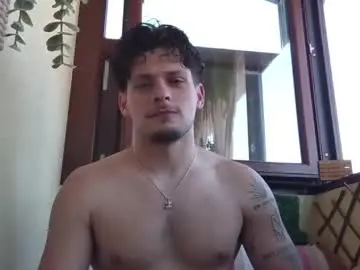 Chaturbate Watch Live Sex Cams of roberto_twink1