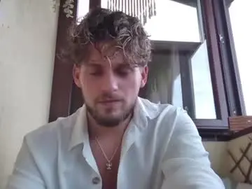 Chaturbate Live Porn of roberto_twink1