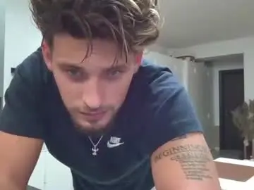 Chaturbate Best live sex cam show of roberto_twink1