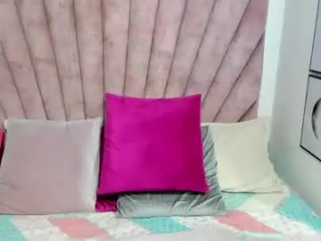 Chaturbate Live Sex Cam of daniibelluci