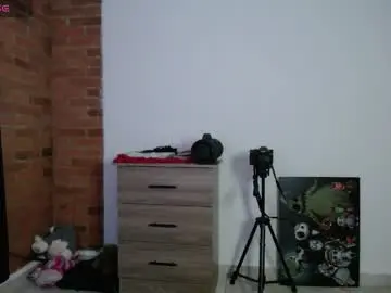 Chaturbate Adult Webcam of maliceinwonderland25