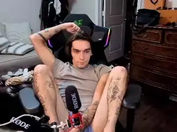 Chaturbate Watch Live Sex Cams of str8whiteboy21