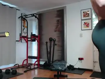 Chaturbate Live Sex Cam of 1manshow11